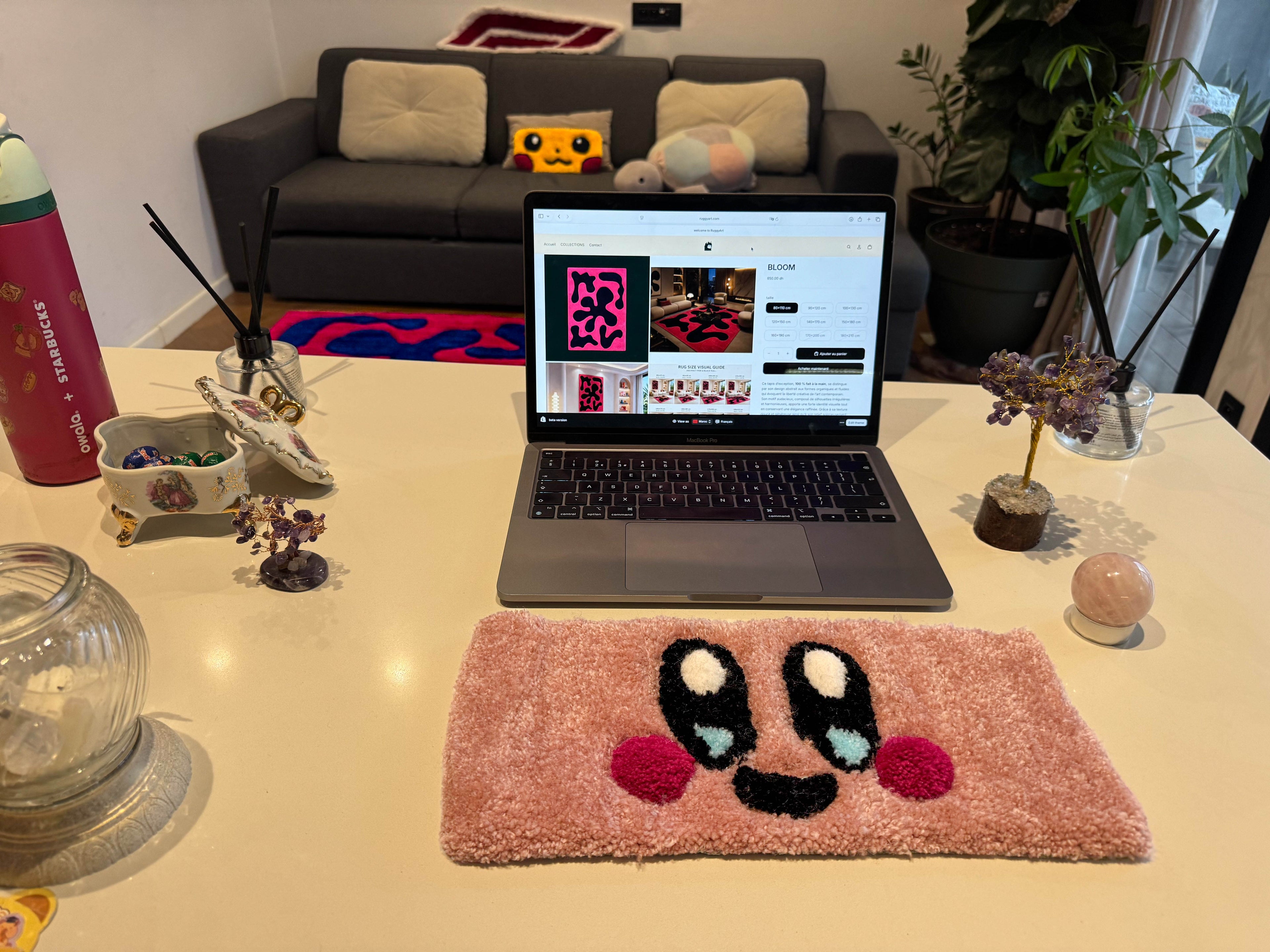 Kirby desktop hand rest